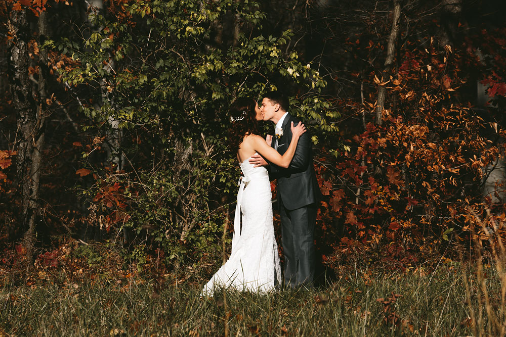 cleveland-wedding-photographers-cuyahoga-valley-national-park-happy-days-lodge-peninsula-ohio-25.jpg