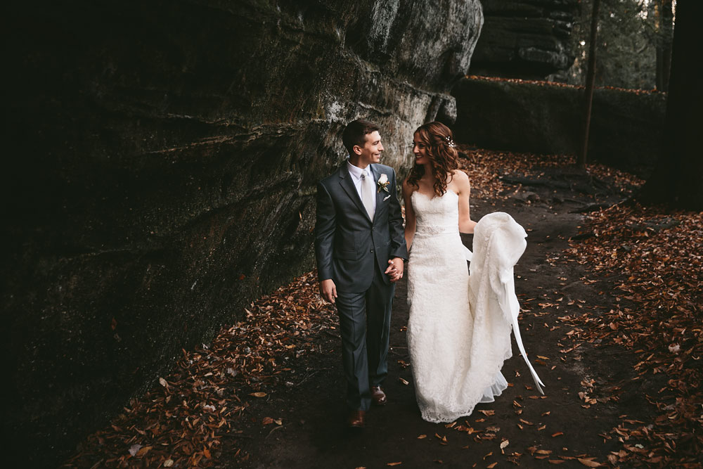 cleveland-wedding-photographers-cuyahoga-valley-national-park-happy-days-lodge-peninsula-ohio-50.jpg