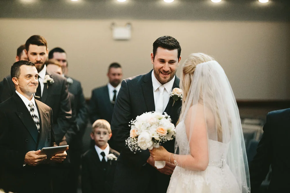 cleveland-wedding-photographers-conrad-botzum-farmstead-akron-ohio-vintage-photojournalistic-photography-26.jpg
