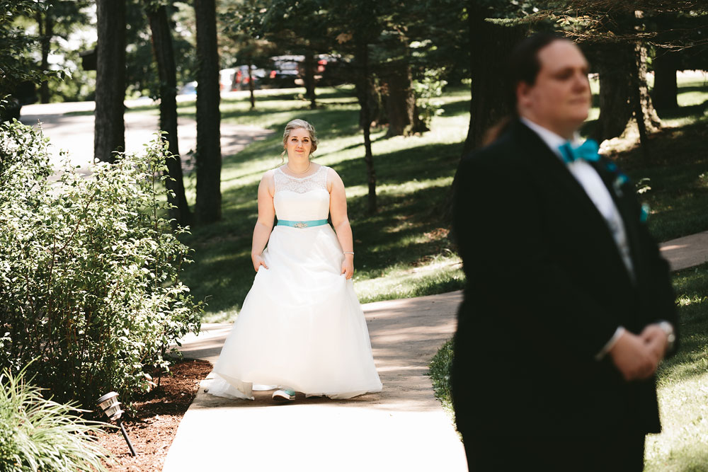 cleveland-wedding-photographers-landolls-mohican-castle-loudonville-ohio-columbus-28.jpg