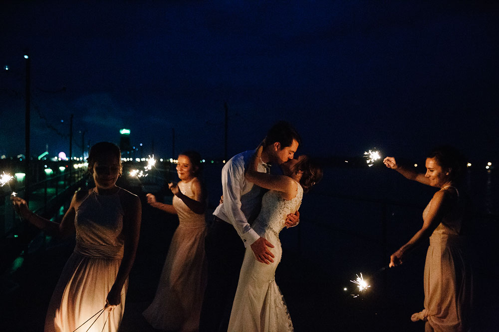 sandusky-ohio-destination-wedding-photographers-lyman-harbor-lake-erie-170.jpg