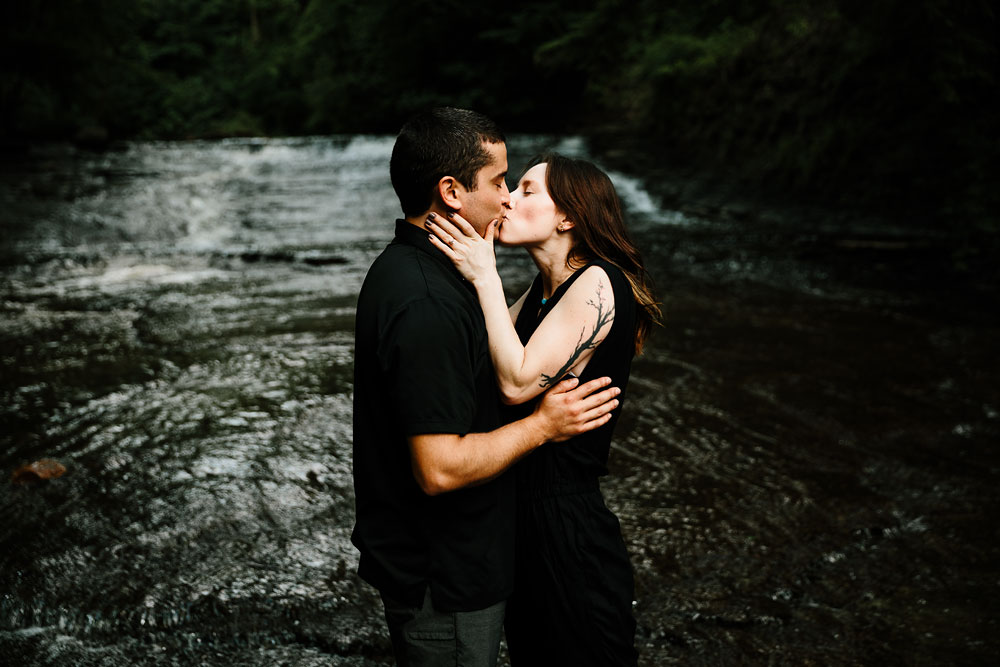 cleveland-wedding-photographers-cuyahoga-valley-national-park-engagement-photography-2.jpg