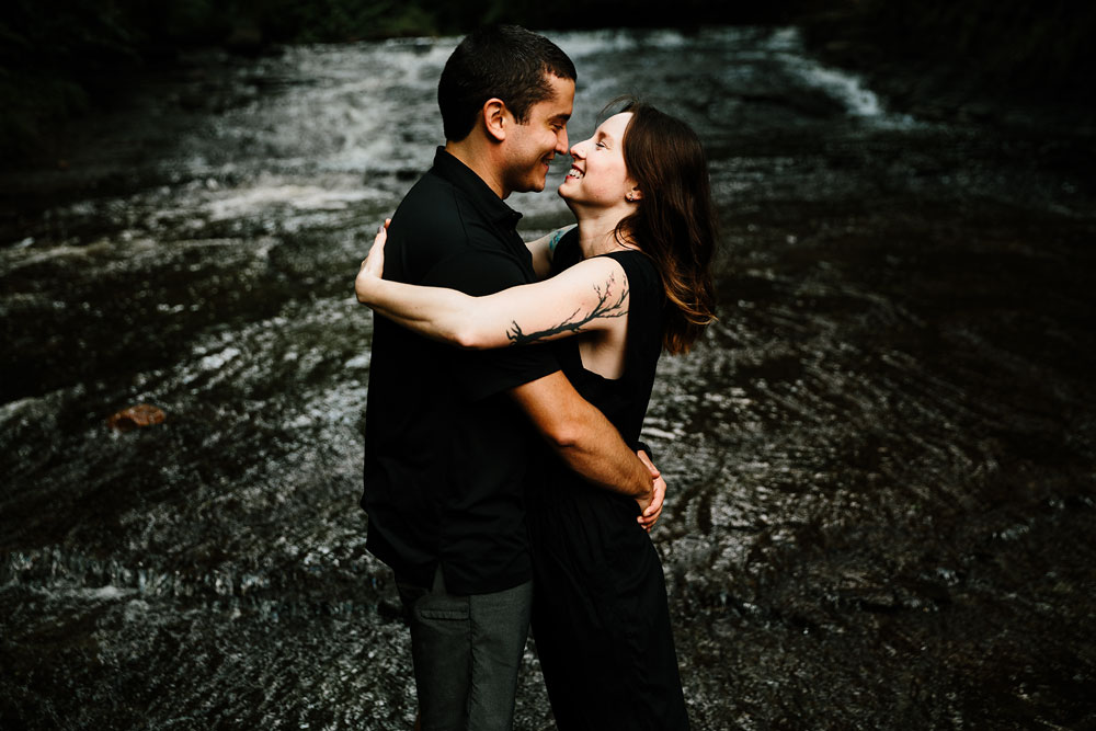 cleveland-wedding-photographers-cuyahoga-valley-national-park-engagement-photography-4.jpg