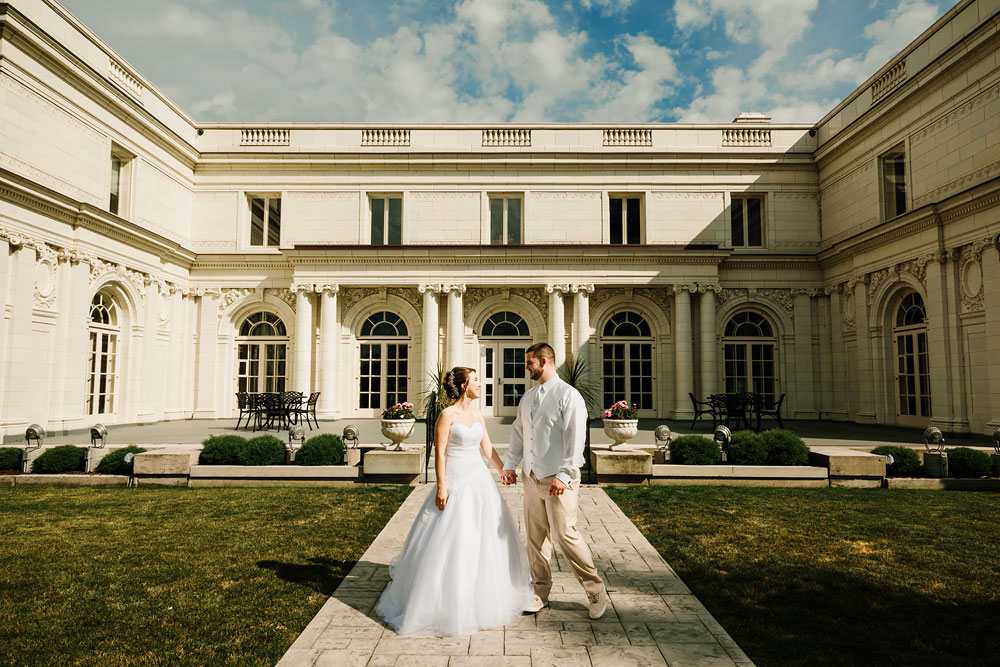 mansion-wedding-photographers-cleveland-ohio-wickliffe-mentor-willoughby-eastlake-89.jpg