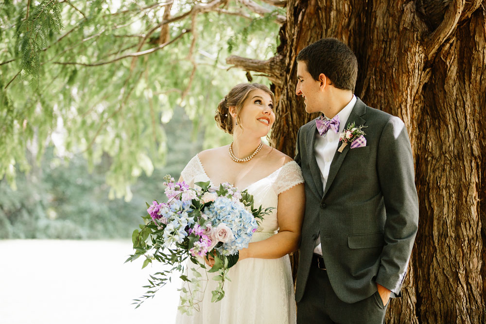 barn-at-wolf-creek-wedding-photography-cleveland-copley-fairlawn-rustic-outdoor-photographers-64.jpg