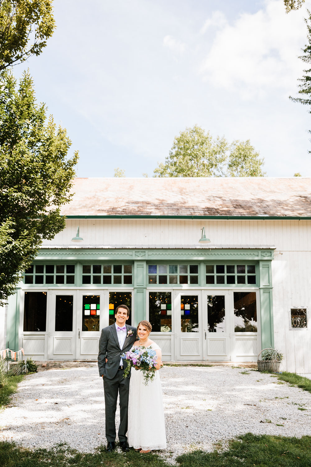 barn-at-wolf-creek-wedding-photography-cleveland-copley-fairlawn-rustic-outdoor-photographers-75.jpg