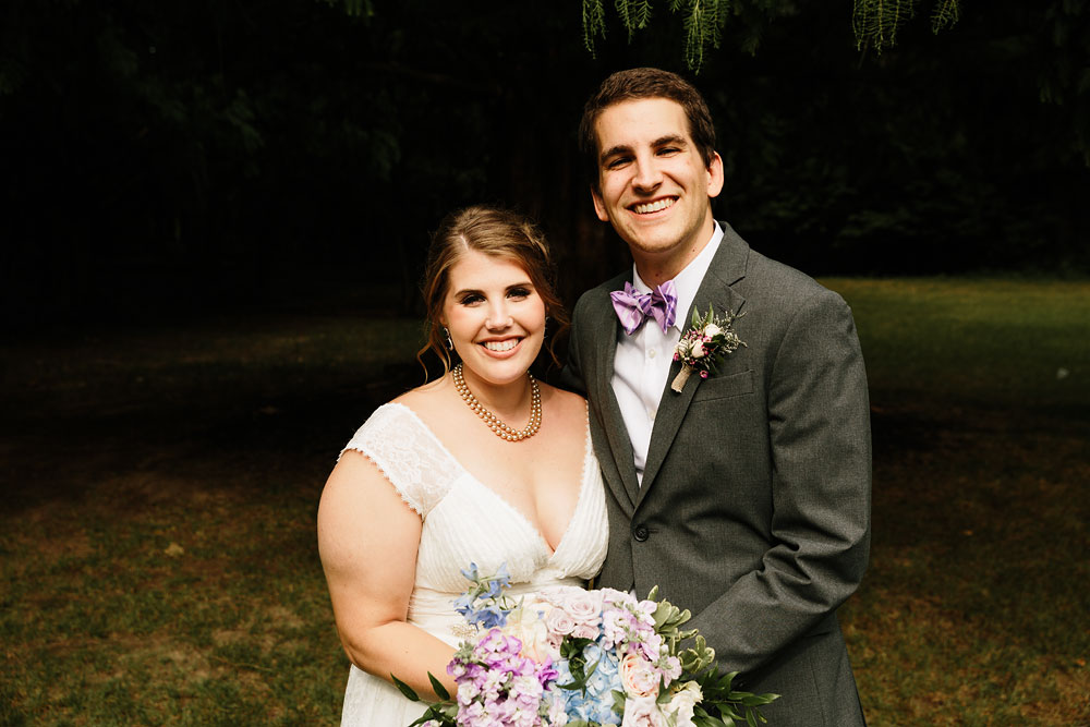 barn-at-wolf-creek-wedding-photography-cleveland-copley-fairlawn-rustic-outdoor-photographers-126.jpg