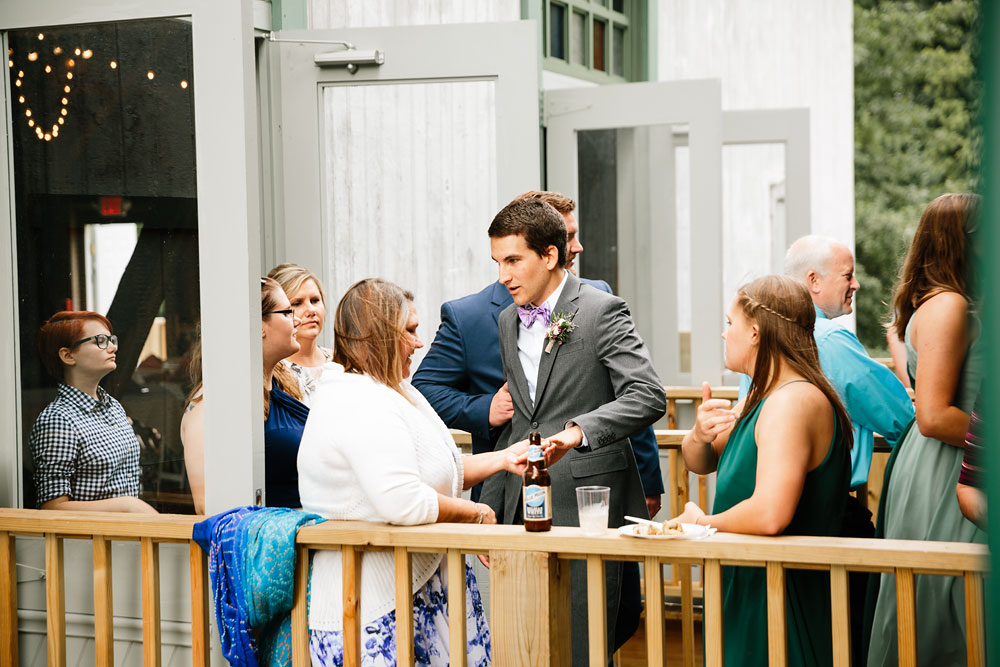 barn-at-wolf-creek-wedding-photography-cleveland-copley-fairlawn-rustic-outdoor-photographers-136.jpg