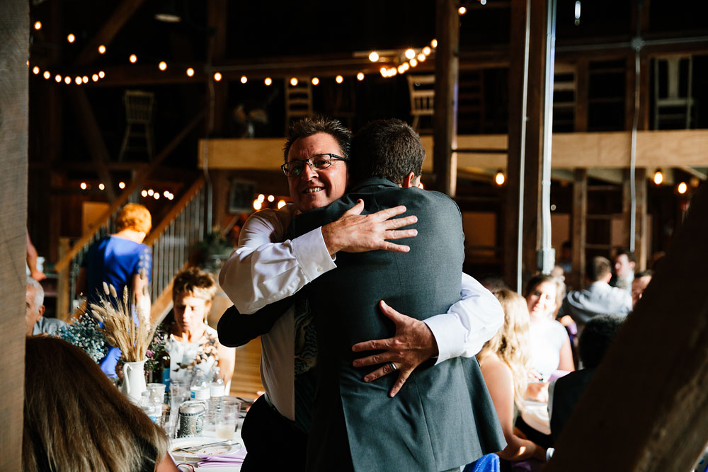 barn-at-wolf-creek-wedding-photography-cleveland-copley-fairlawn-rustic-outdoor-photographers-158.jpg