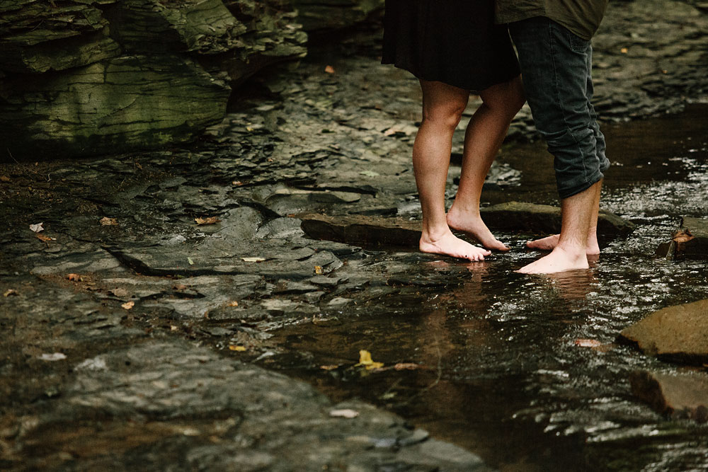 cleveland-wedding-photographers-at-cuyahoga-valley-national-park-engagement-photography-9.jpg