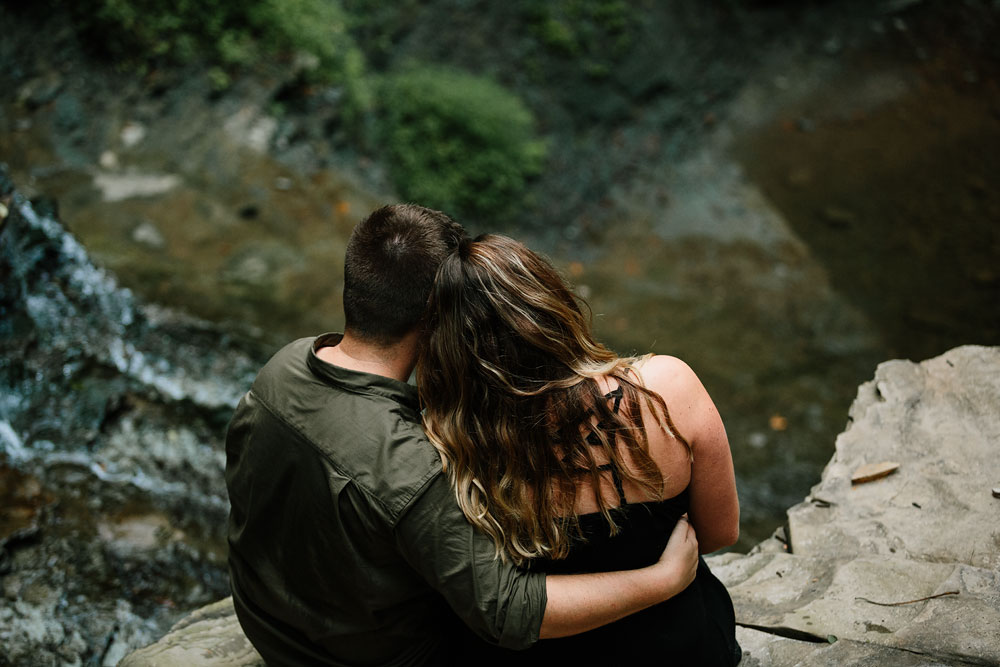 cleveland-wedding-photographers-at-cuyahoga-valley-national-park-engagement-photography-18.jpg