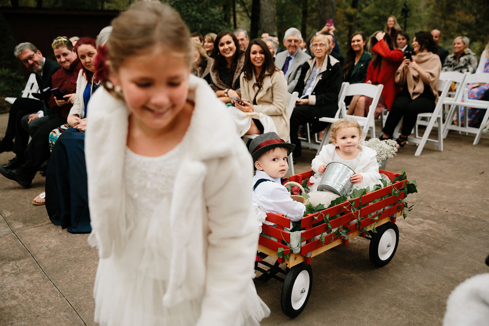 columbus-ohio-wedding-photographers-landolls-mohican-castle-central-ohio-fall-outdoor-wedding-151.jpg