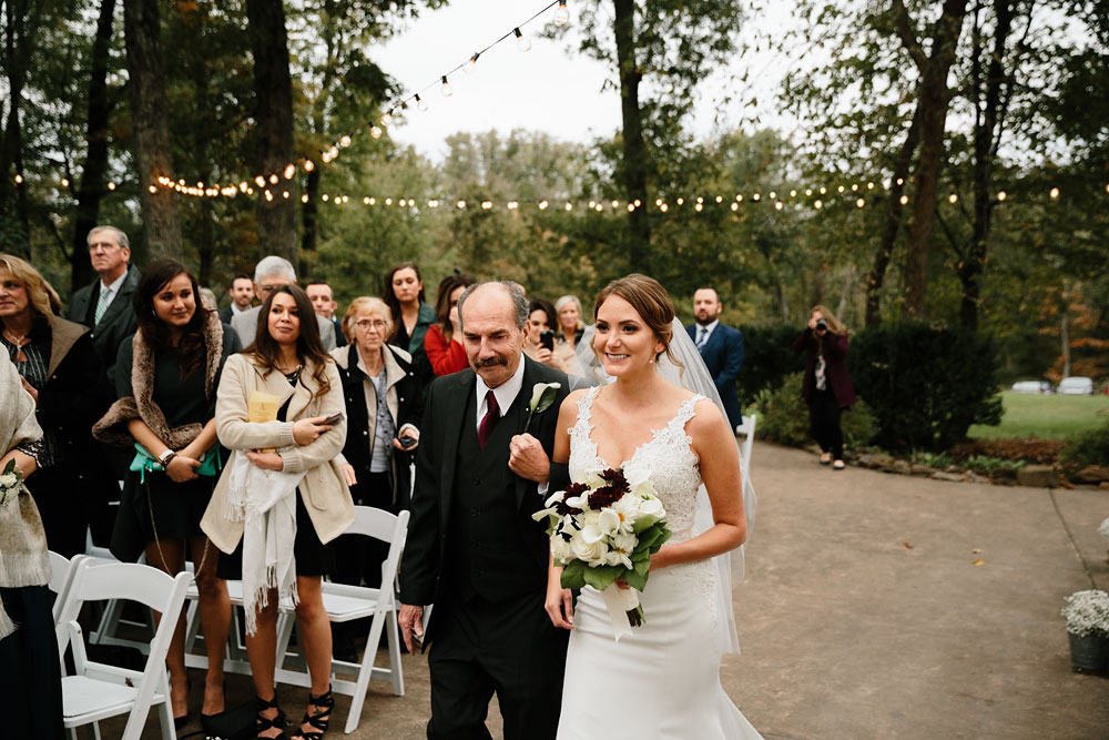 columbus-ohio-wedding-photographers-landolls-mohican-castle-central-ohio-fall-outdoor-wedding-157.jpg