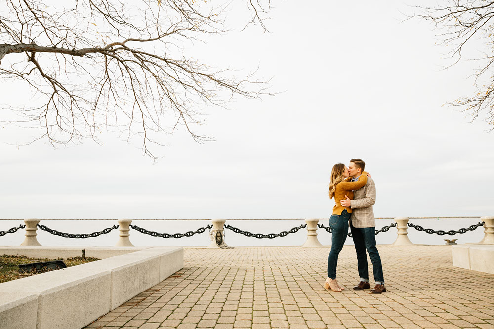 cleveland-wedding-photographers-engagement-downtown-cleveland-ohio-6.jpg