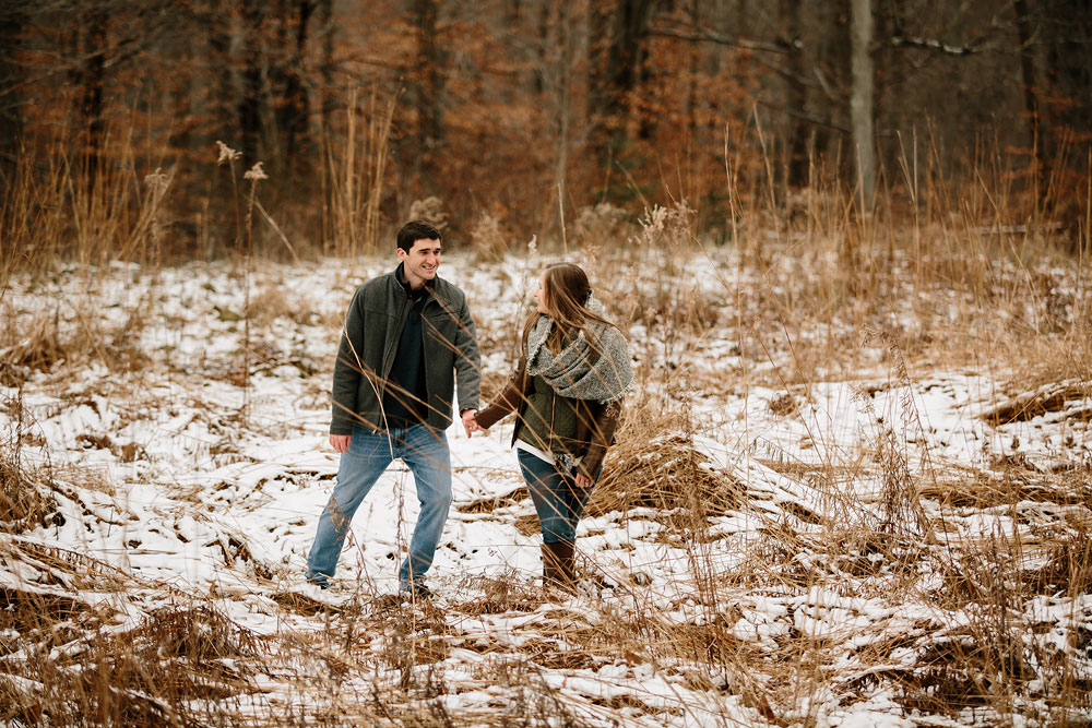 cleveland-wedding-photography-chesterland-ohio-engagement-at-orchard-hills-pattersons-fruit-farm-19.jpg