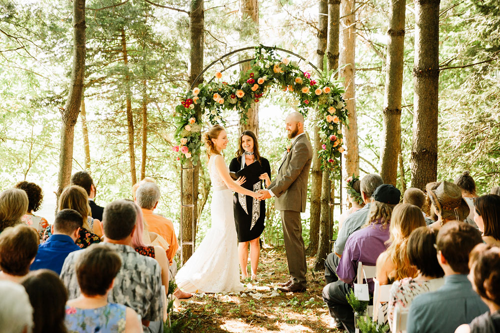 hillcrest-orchards-wedding-photography-cleveland-wedding-photographers-amherst-ohio-70.jpg