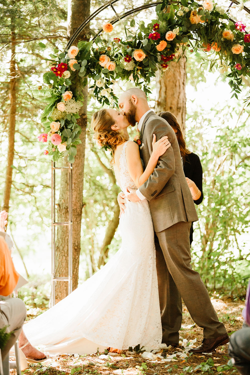 hillcrest-orchards-wedding-photography-cleveland-wedding-photographers-amherst-ohio-76.jpg