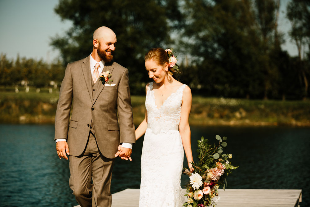 hillcrest-orchards-wedding-photography-cleveland-wedding-photographers-amherst-ohio-105.jpg