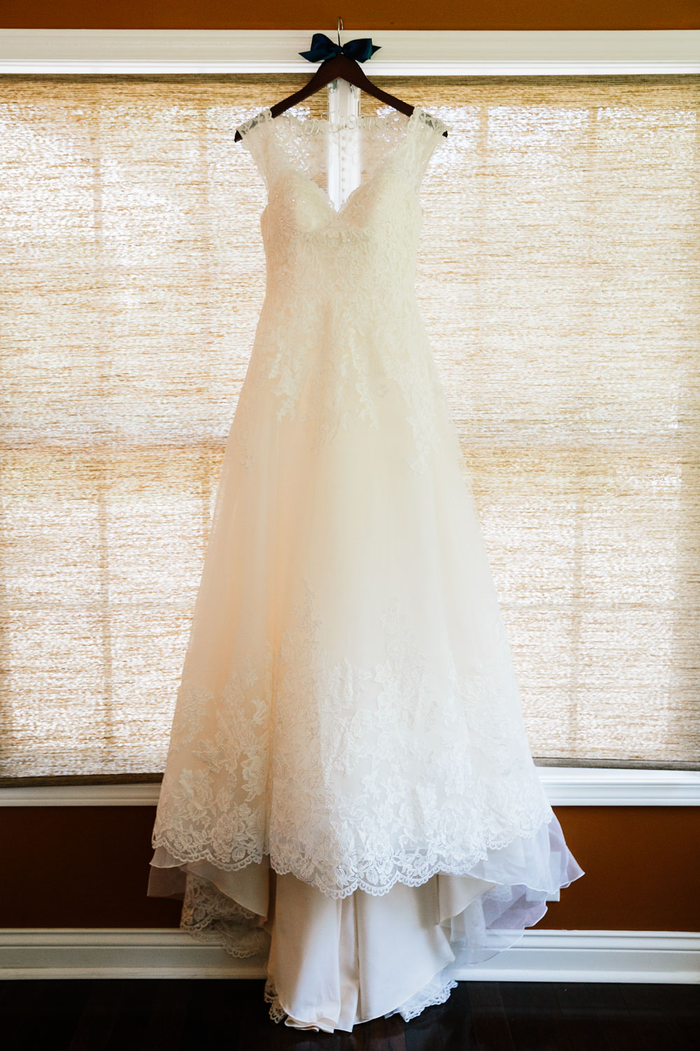 Rebecca + Adam's Downtown Cleveland Wedding at Crowne Plaza and the ...