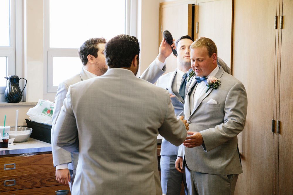 crowne-plaza-cleveland-wedding-photography-cleveland-museum-of-art-playhouse-square-downtown-wedding-photographers-in-cleveland-36.jpg