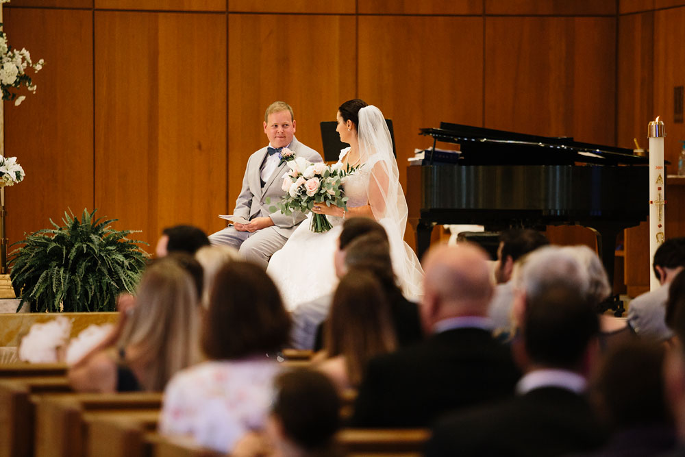 crowne-plaza-cleveland-wedding-photography-cleveland-museum-of-art-playhouse-square-downtown-wedding-photographers-in-cleveland-54.jpg