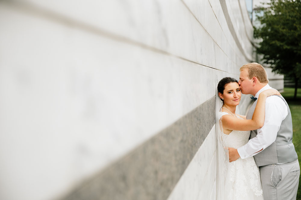 crowne-plaza-cleveland-wedding-photography-cleveland-museum-of-art-playhouse-square-downtown-wedding-photographers-in-cleveland-83.jpg