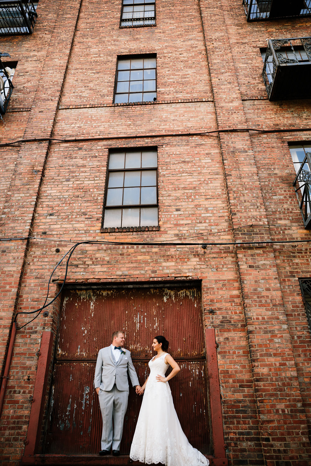 crowne-plaza-cleveland-wedding-photography-cleveland-museum-of-art-playhouse-square-downtown-wedding-photographers-in-cleveland-110.jpg