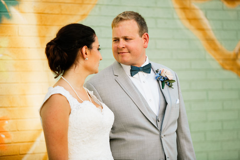 crowne-plaza-cleveland-wedding-photography-cleveland-museum-of-art-playhouse-square-downtown-wedding-photographers-in-cleveland-121.jpg