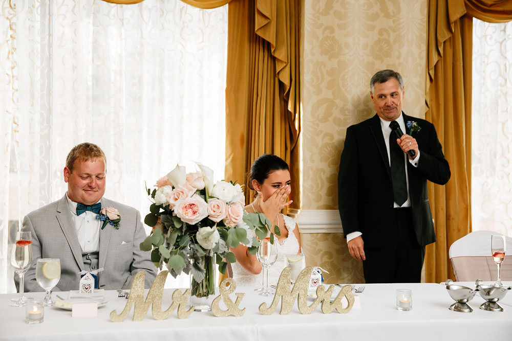 crowne-plaza-cleveland-wedding-photography-cleveland-museum-of-art-playhouse-square-downtown-wedding-photographers-in-cleveland-130.jpg