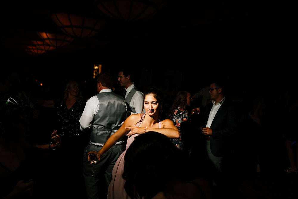 crowne-plaza-cleveland-wedding-photography-cleveland-museum-of-art-playhouse-square-downtown-wedding-photographers-in-cleveland-159.jpg