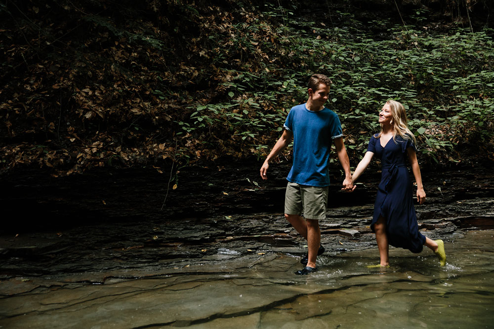 wedding-photographers-in-cleveland-ohio-in-cuyahoga-valley-national-park-engagement-photography-4.jpg