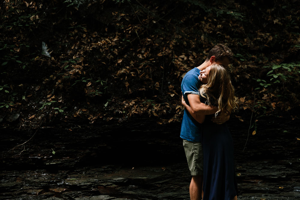 wedding-photographers-in-cleveland-ohio-in-cuyahoga-valley-national-park-engagement-photography-5.jpg
