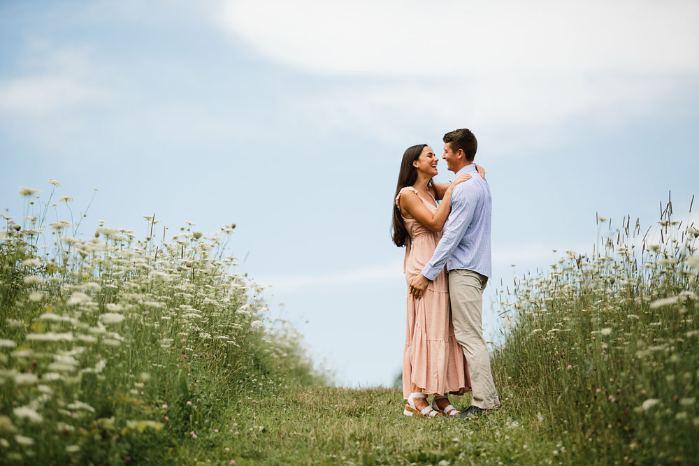 wedding-photographers-in-cleveland-cuyahoga-valley-national-park-engagement-photography-hudson-ohio-sarah-jordan-47.jpg