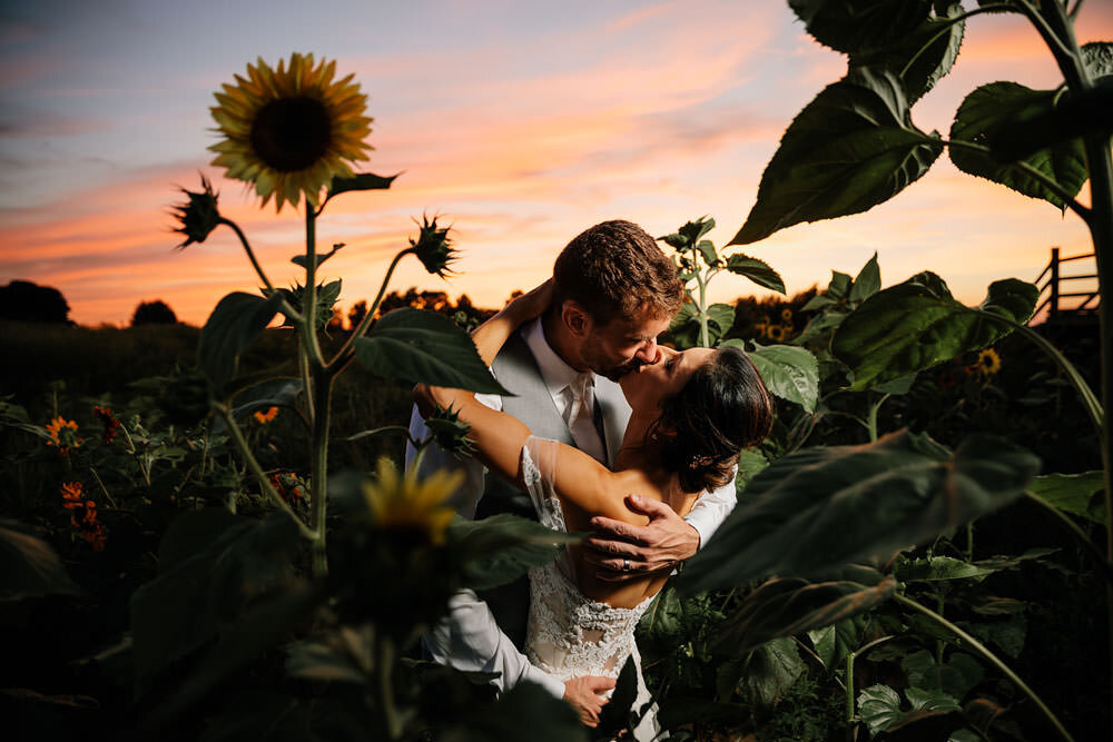 dodds-hillcrest-orchards-wedding-photographers-amherst-ohio-barn-photography-147.jpg