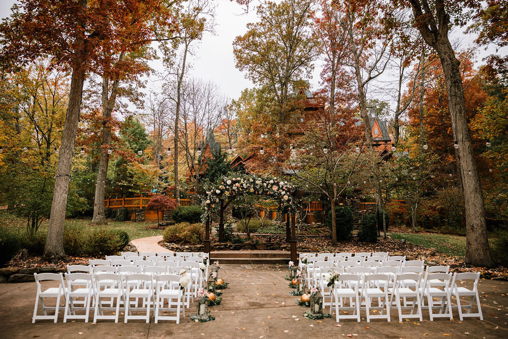 landolls-mohican-castle-wedding-photography-october-fall-color-10.jpg
