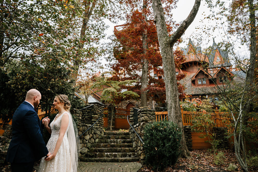 landolls-mohican-castle-wedding-photography-october-fall-color-42.jpg
