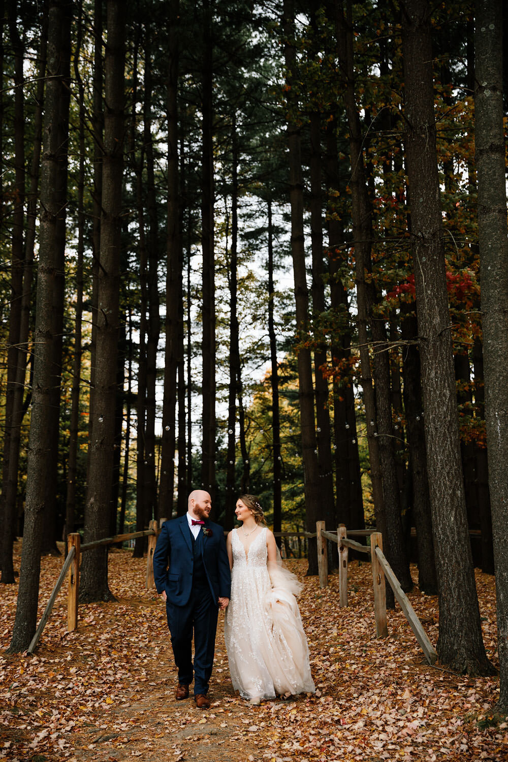 landolls-mohican-castle-wedding-photography-october-fall-color-75.jpg