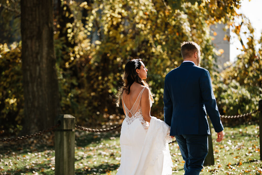 cleveland-backyard-wedding-hinckley-ohio-elopement-photographer-57.jpg