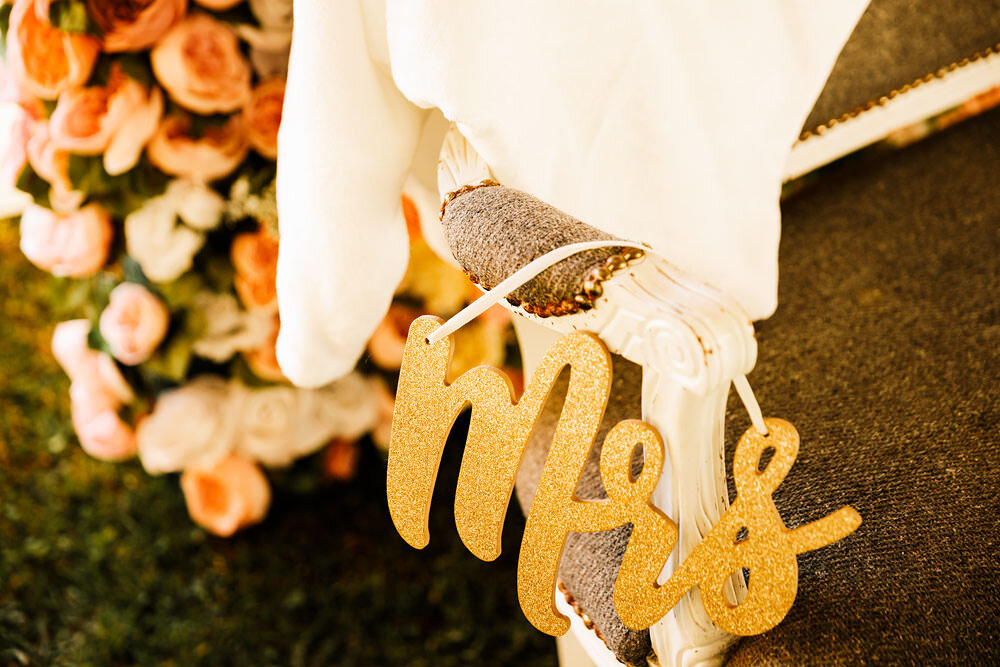 cleveland-backyard-wedding-hinckley-ohio-elopement-photographer-95.jpg