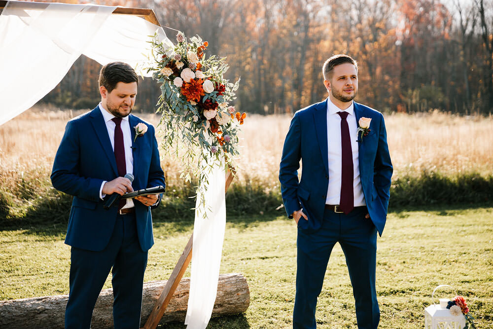 cleveland-backyard-wedding-hinckley-ohio-elopement-photographer-101.jpg