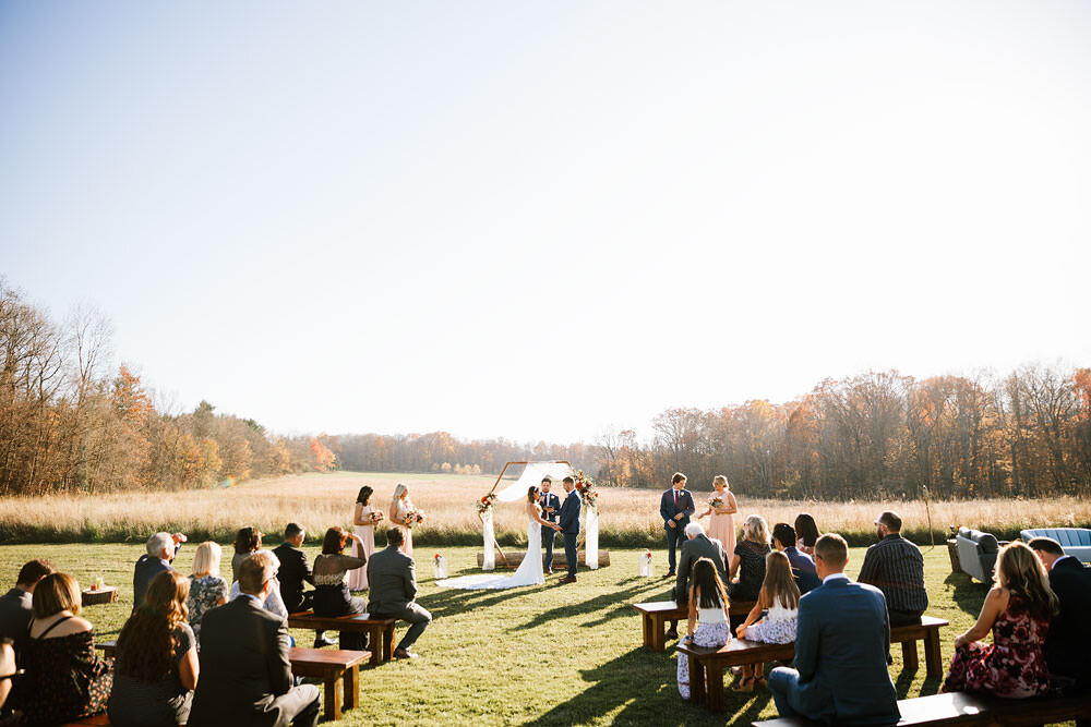 cleveland-backyard-wedding-hinckley-ohio-elopement-photographer-117.jpg