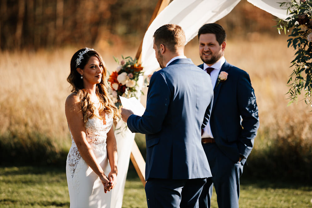 cleveland-backyard-wedding-hinckley-ohio-elopement-photographer-119.jpg
