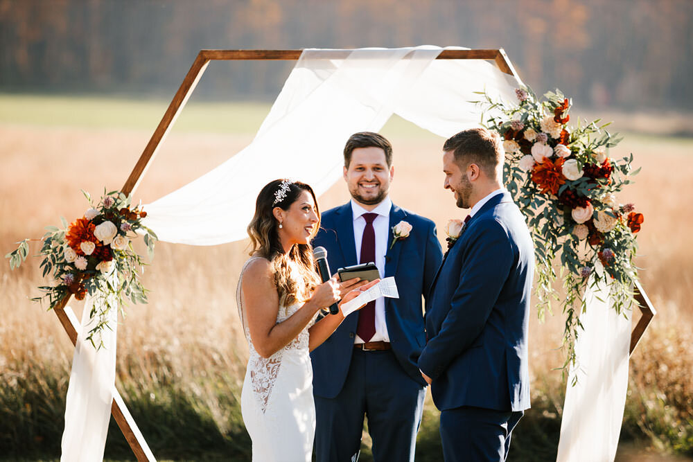 cleveland-backyard-wedding-hinckley-ohio-elopement-photographer-118.jpg