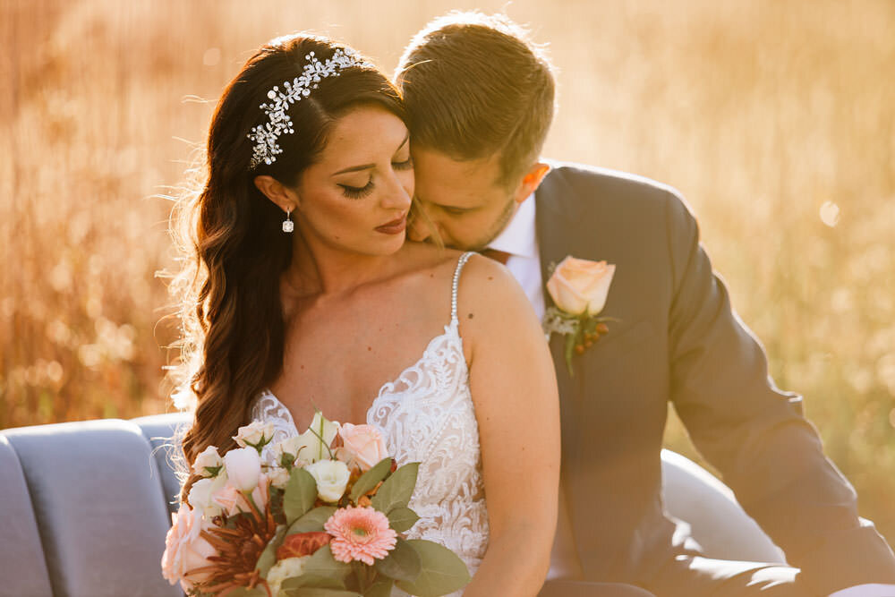 cleveland-backyard-wedding-hinckley-ohio-elopement-photographer-139.jpg