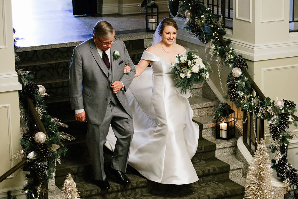 the-ballroom-at-park-lane-wedding-photographers-in-cleveland-ohio-35.jpg