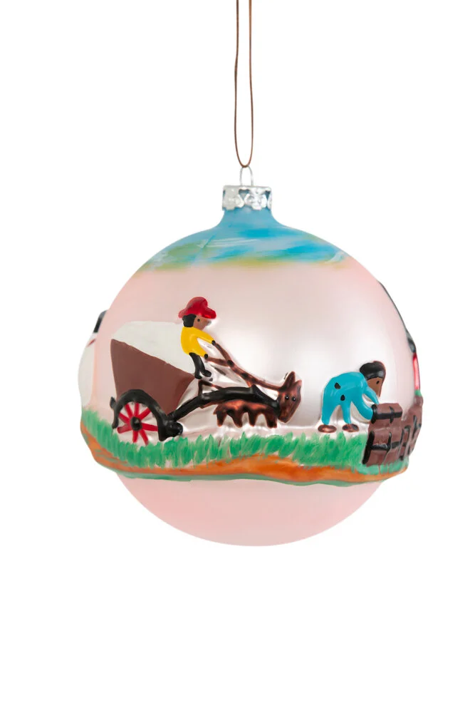 COTTON MURAL 4” ROUND BALL.1.7916.web.jpg