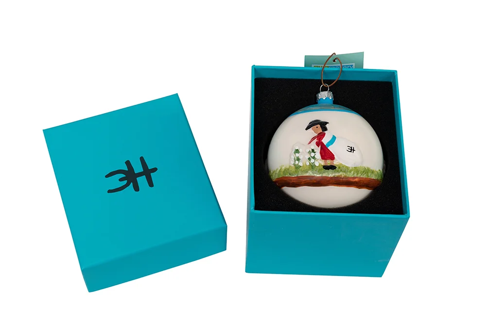 COTTON PICKING ROUND BALL ORNAMENT 2787.web.jpg