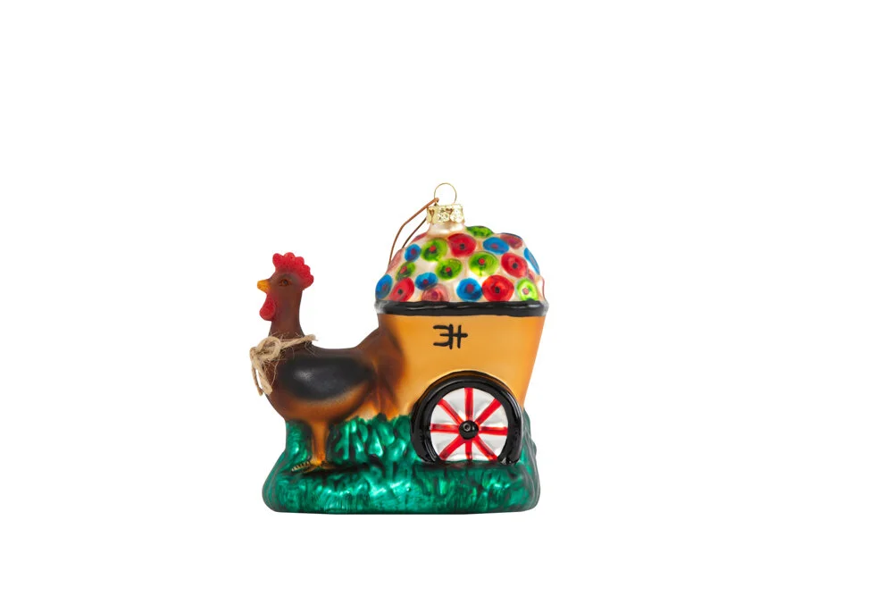 Gooster.Hauling.Flowers.Figurine.Solo.7904.web.jpg