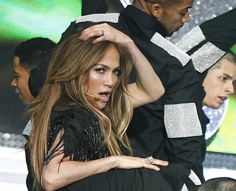 jennifer-lopez-live-at-the-2011-summertime-ball2-1307907185-view-0.jpg