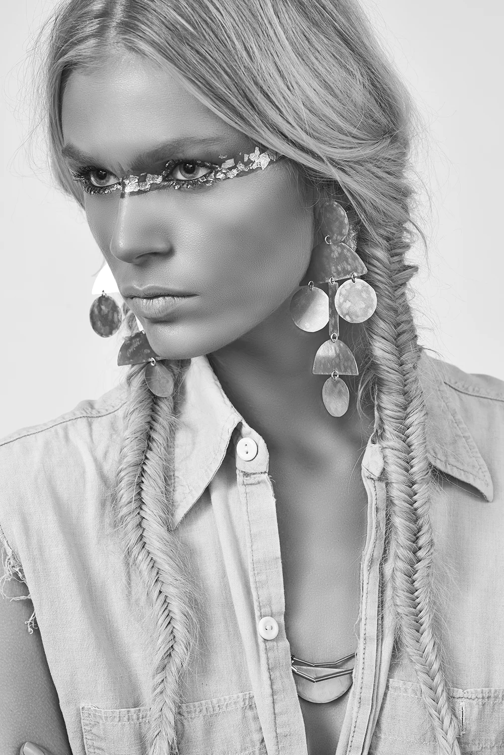 Tinashe Farfetch4643.jpg